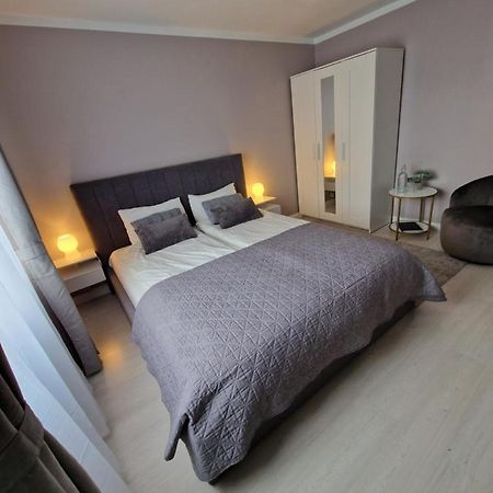 R&J Guesthouse Apartment Grindavík Esterno foto