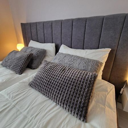 R&J Guesthouse Apartment Grindavík Esterno foto