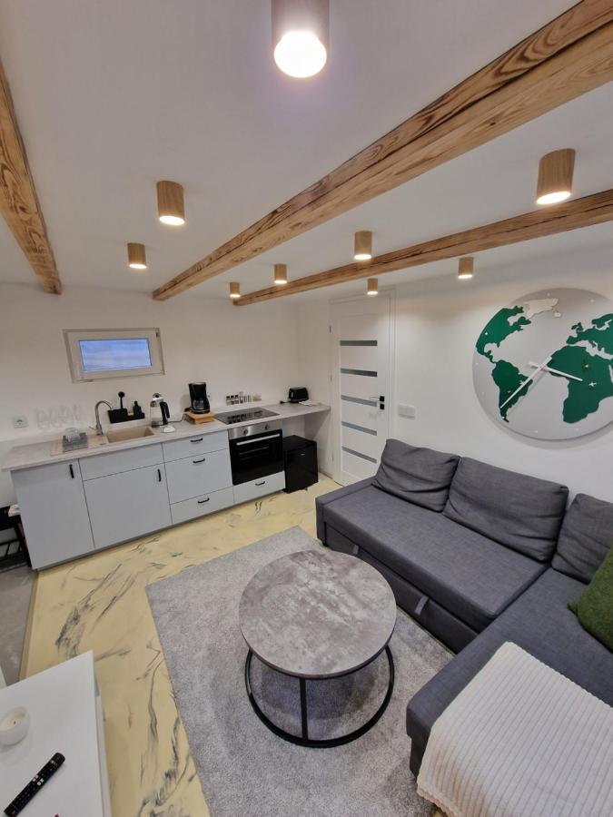 R&J Guesthouse Apartment Grindavík Esterno foto